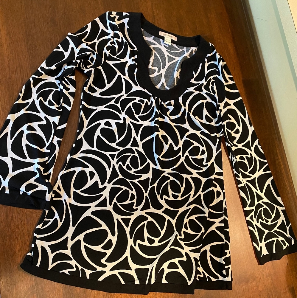 White House Black Market Top